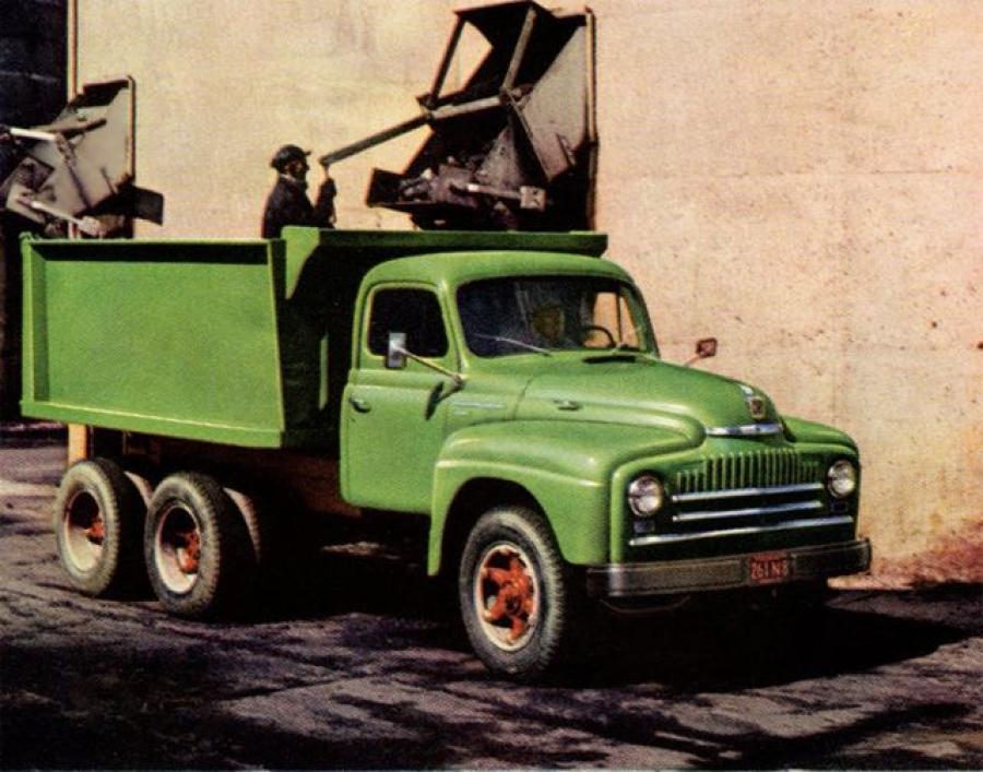  International-Harvester LF-170 Dump Truck 1952 года  (фото 1 из 1)